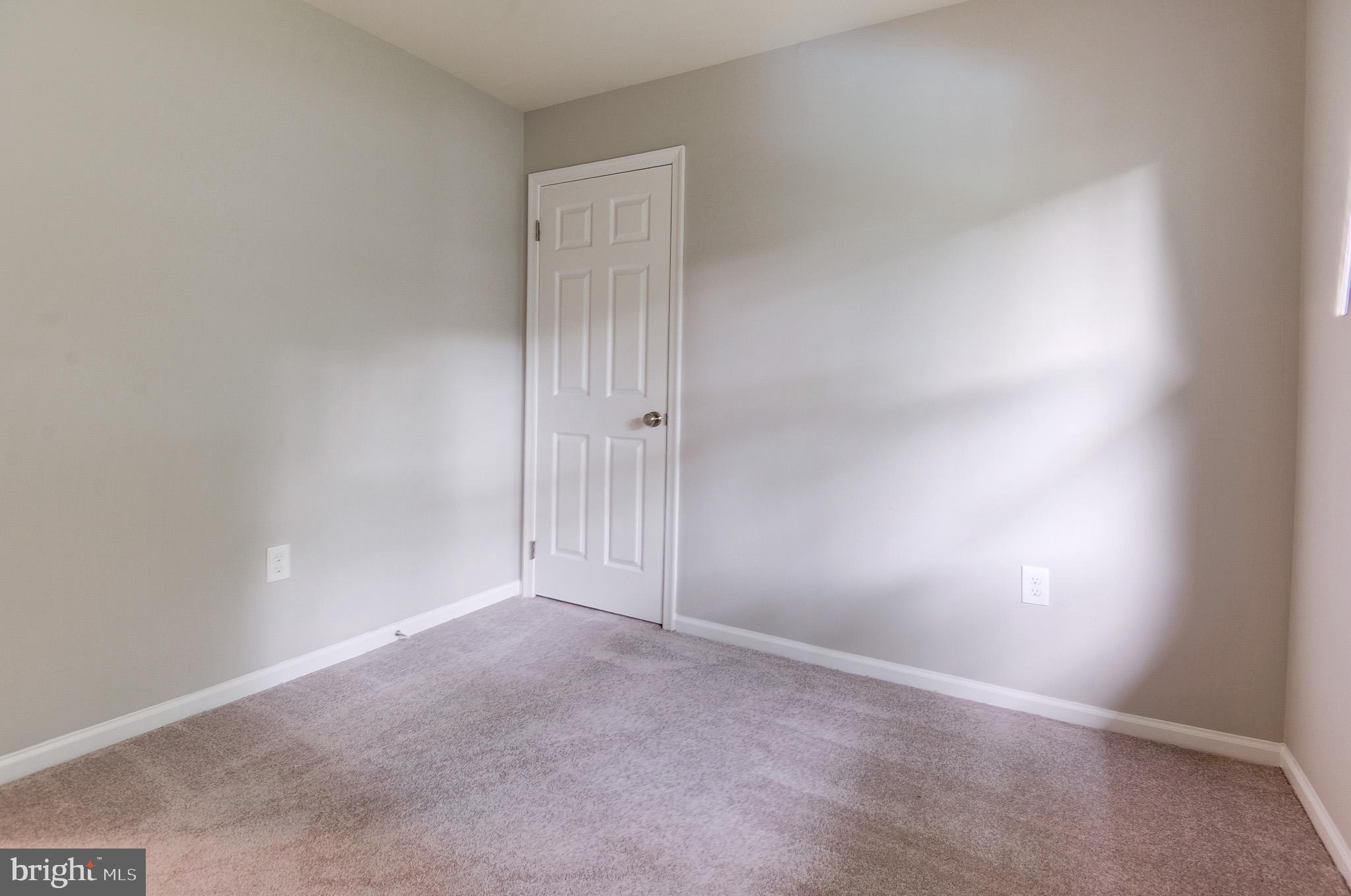 2685 Glencroft Road Vienna, VA 22181 - Photo 39 of 63 Gallery Image 39