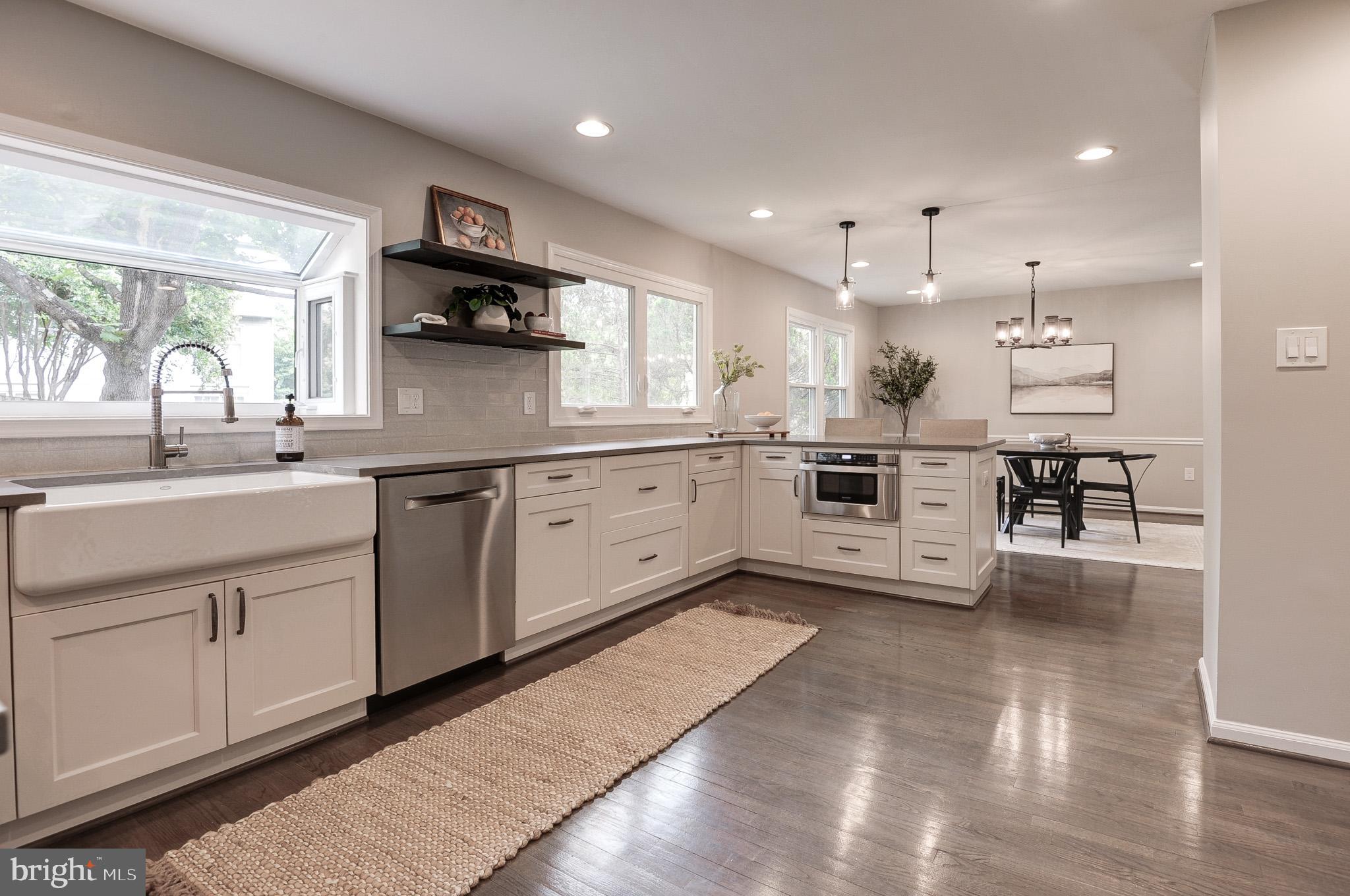 2685 Glencroft Road Vienna, VA 22181 - Photo 6 of 63 Gallery Image 6
