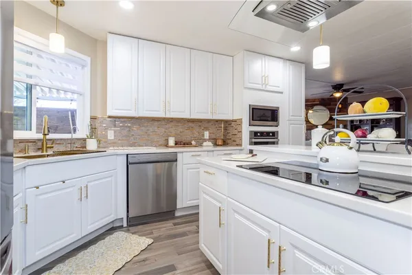 $289,000 | 24303 Woolsey Canyon Road, Unit 45, Canoga Park, CA 91304