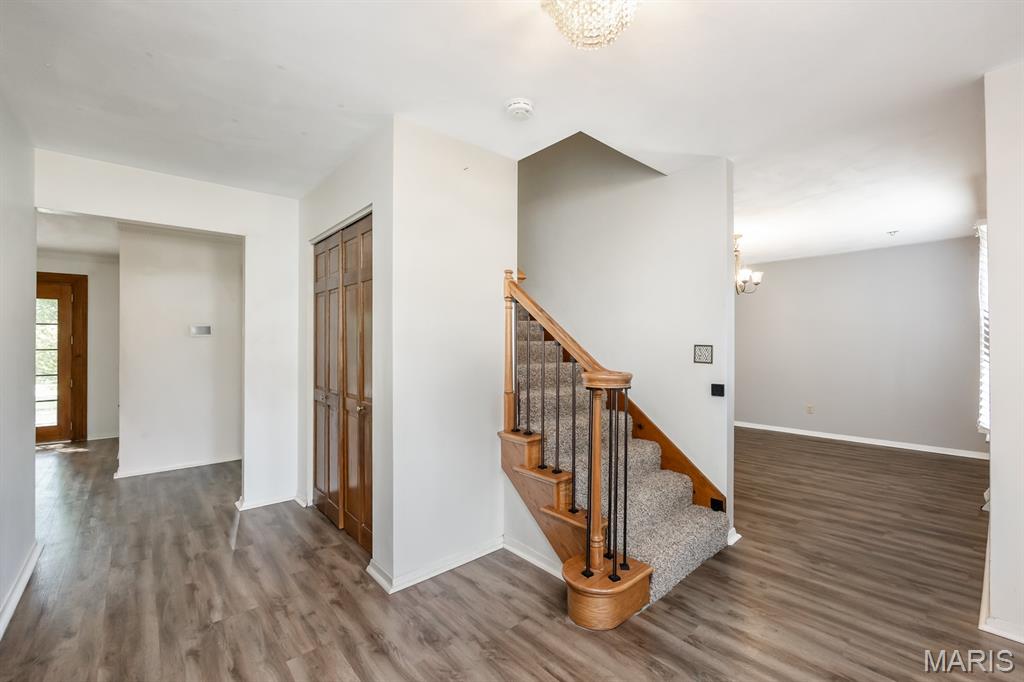 809 Reiss Road O'Fallon, IL 62269 - Photo 5 of 37