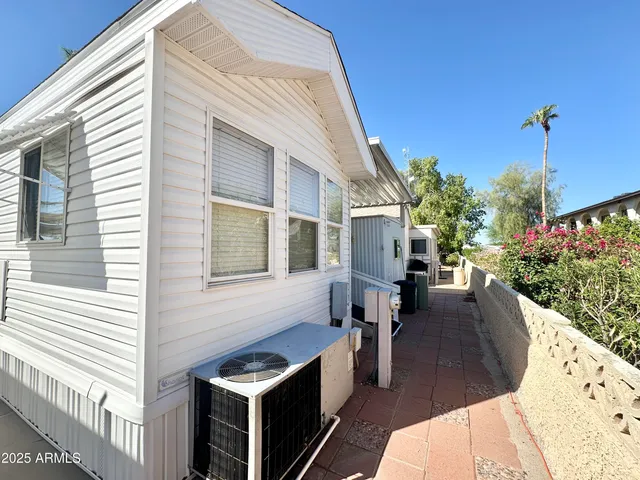 a view of an outdoor space with seating area