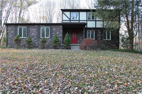 $280,000 | 138 Beech Way, Pulaski, PA 16143