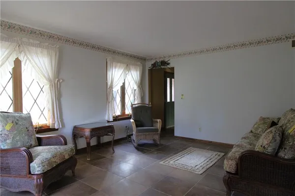 $280,000 | 138 Beech Way, Pulaski, PA 16143