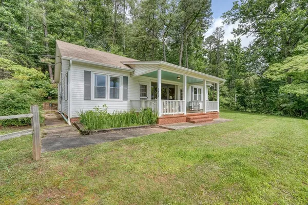 $2,100 | 131 Wonderview Drive, Hayesville, NC 28904