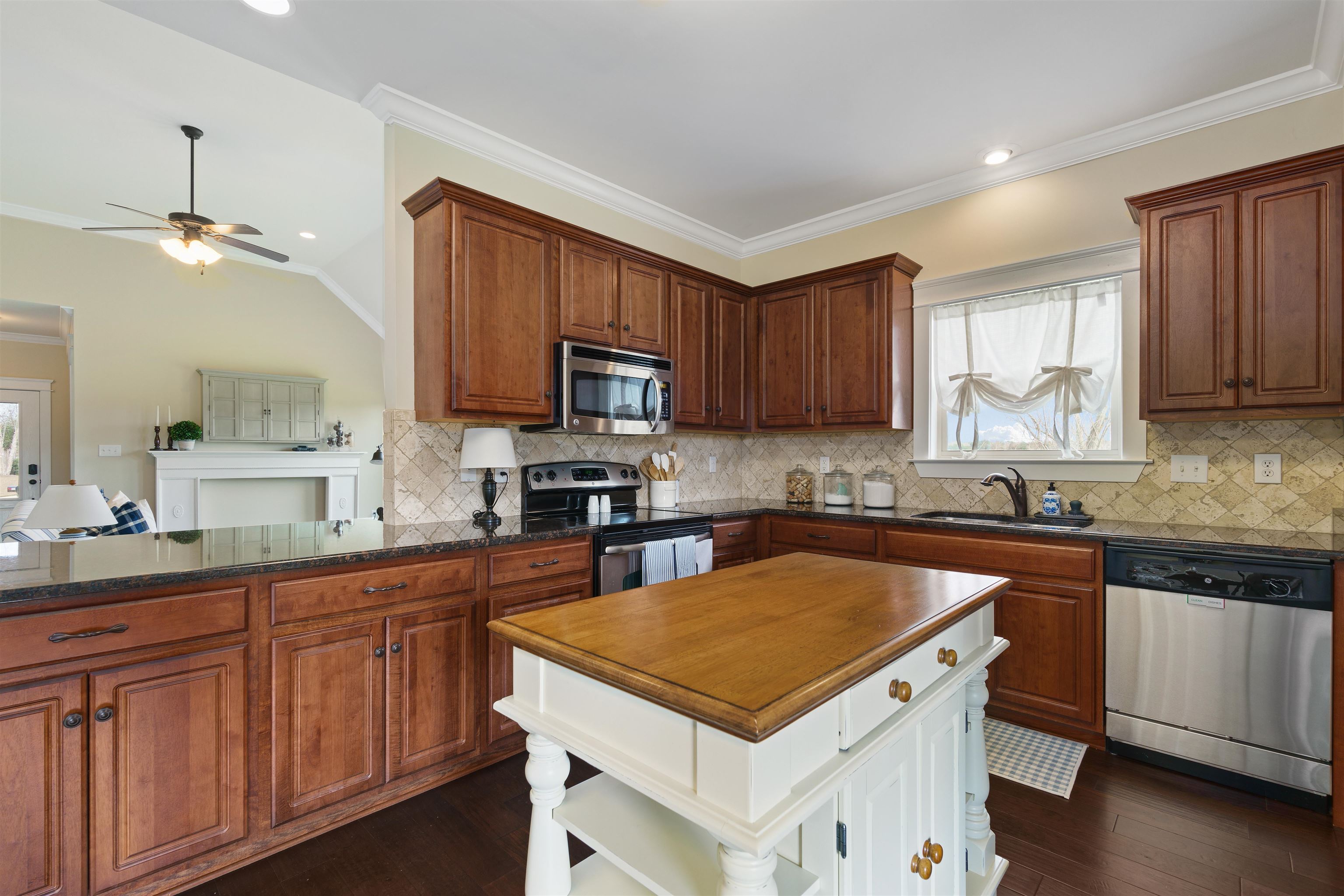 8585 Rosedown Lane Daphne, AL 36526 - Photo 11 of 30