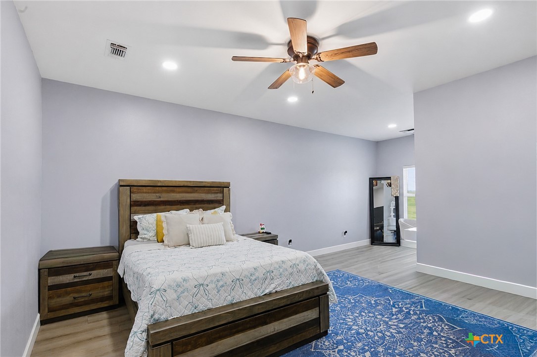 2466 Parsons Road Victoria, TX 77904 - Photo 36 of 48