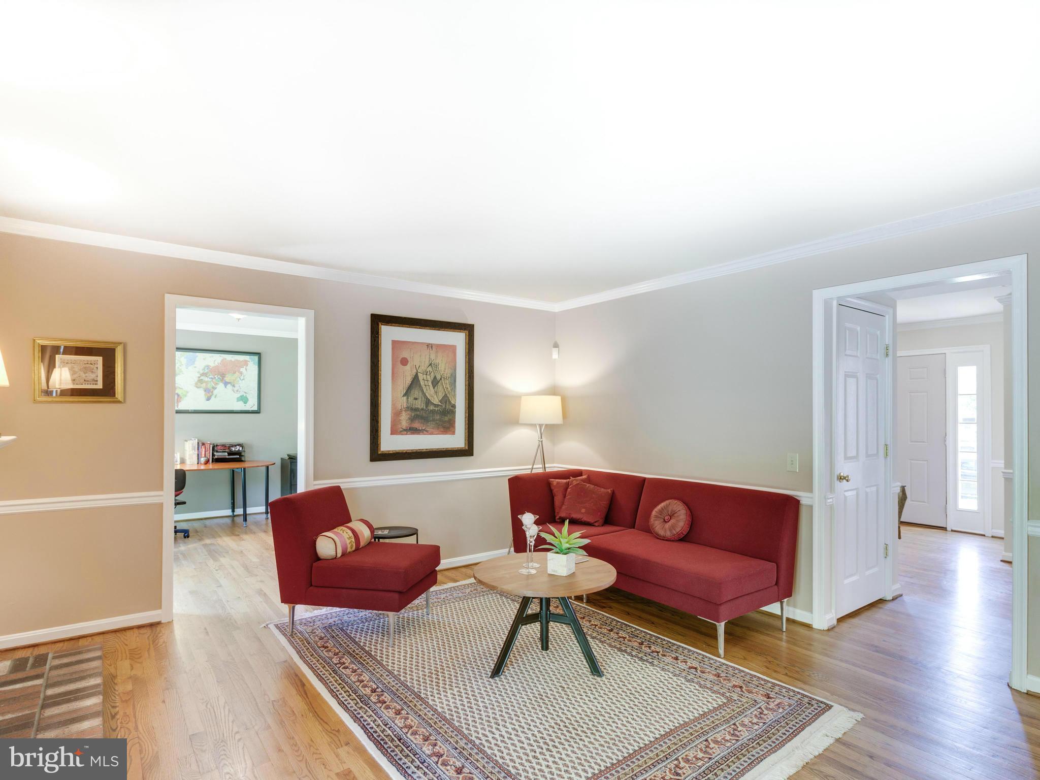 704 Rufford Court Accokeek, MD 20607 - Photo 11 of 30 Living Room