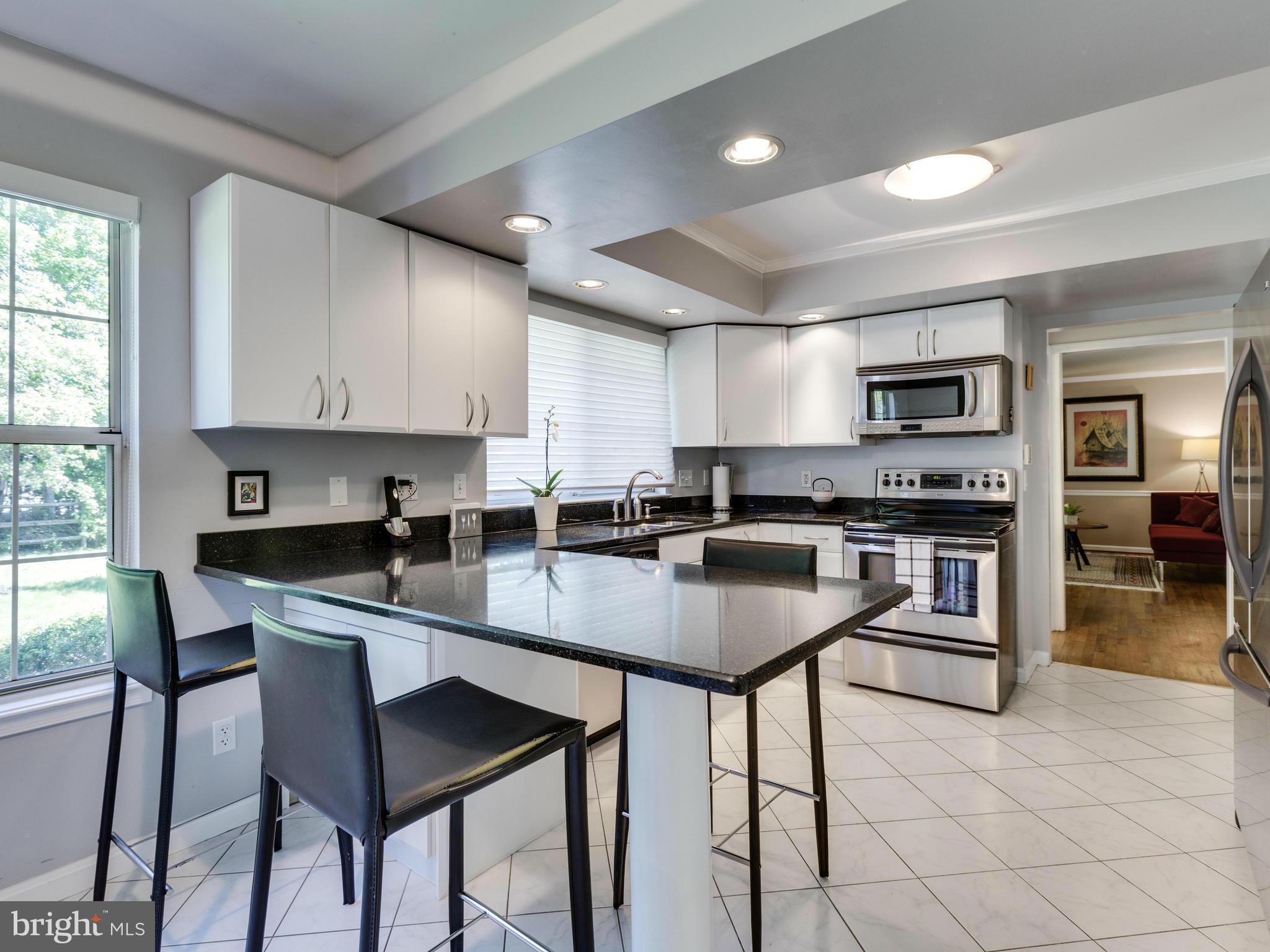 704 Rufford Court Accokeek, MD 20607 - Photo 8 of 30 Kitchen