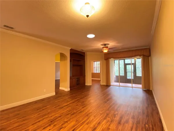 $2,295 | 30542 Lipizzan Terrace, Mount Dora, FL 32757