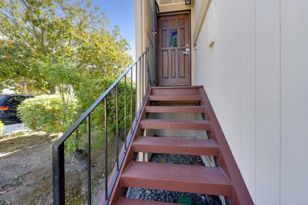 a view of entryway