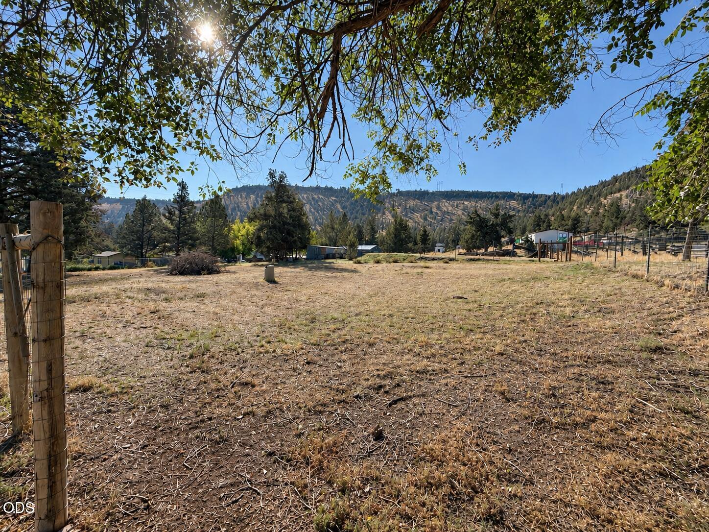 1302 Southwest Crestview Road Prineville, OR 97754 - Photo 26 of 26 Gallery Image 26