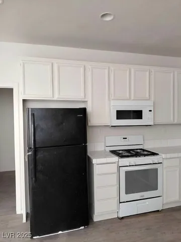 $1,850 | 6420 Indian Peak Court, North Las Vegas, NV 89084