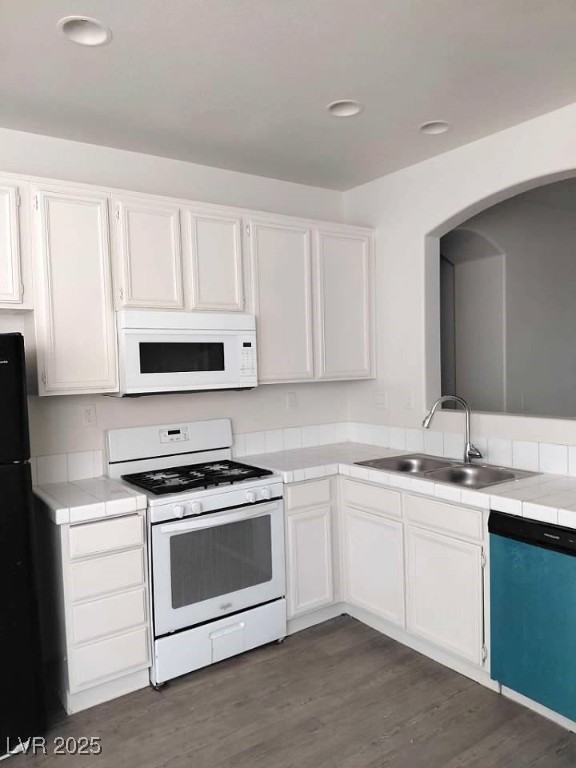 6420 Indian Peak Court North Las Vegas, NV 89084 - Photo 16 of 56