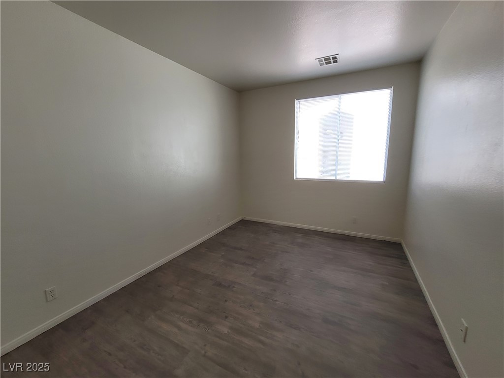 6420 Indian Peak Court North Las Vegas, NV 89084 - Photo 27 of 56