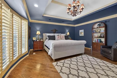 $1,549,000 | 8301 Roe Avenue, Prairie Village, KS 66207