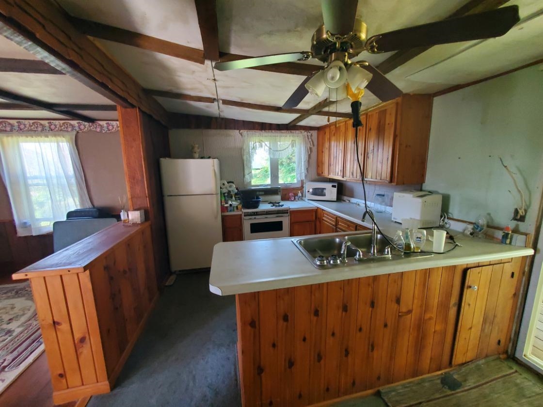 1952 East Factory Road Dakota, IL 61018 - Photo 12 of 22 Gallery Image 12