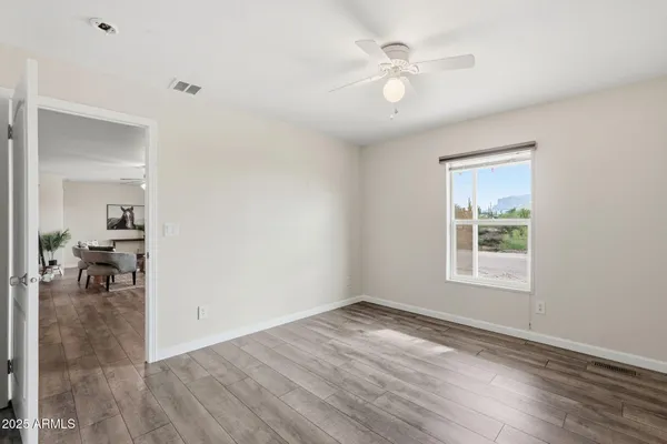 $409,000 | 1000 West Whiteley Street, Apache Junction, AZ 85120