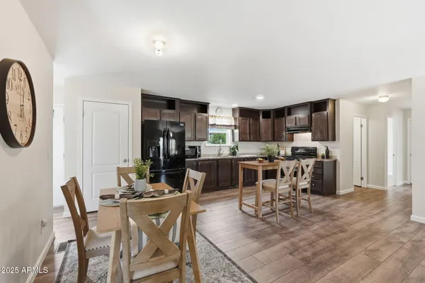 $409,000 | 1000 West Whiteley Street, Apache Junction, AZ 85120