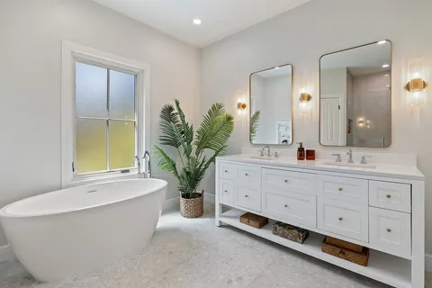 $1,595,000 | 2907 Creeks Edge Parkway, Austin, TX 78733