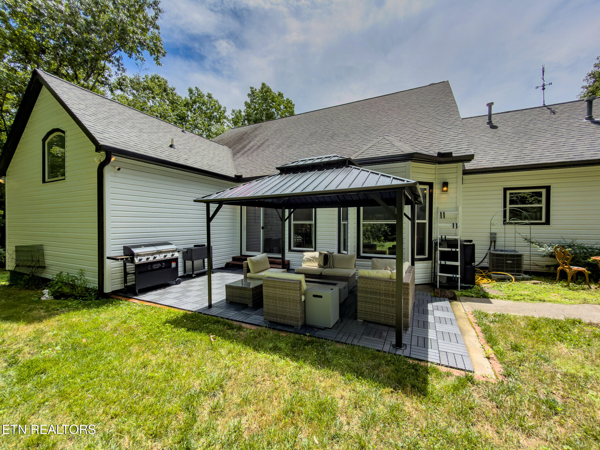 178 Chahyga Way Loudon, TN 37774 - Photo 36 of 38 Back View