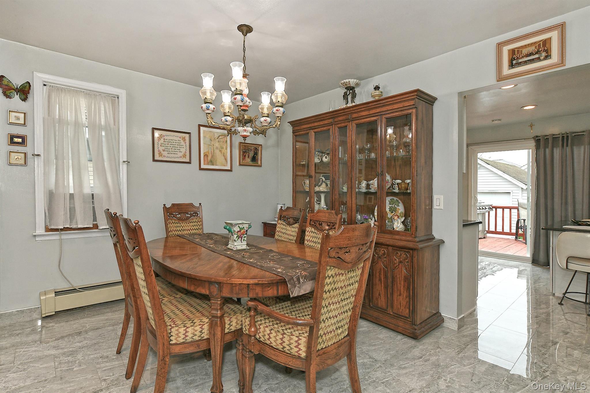 3076 Roxbury Road Oceanside, NY 11572 - Photo 10 of 31