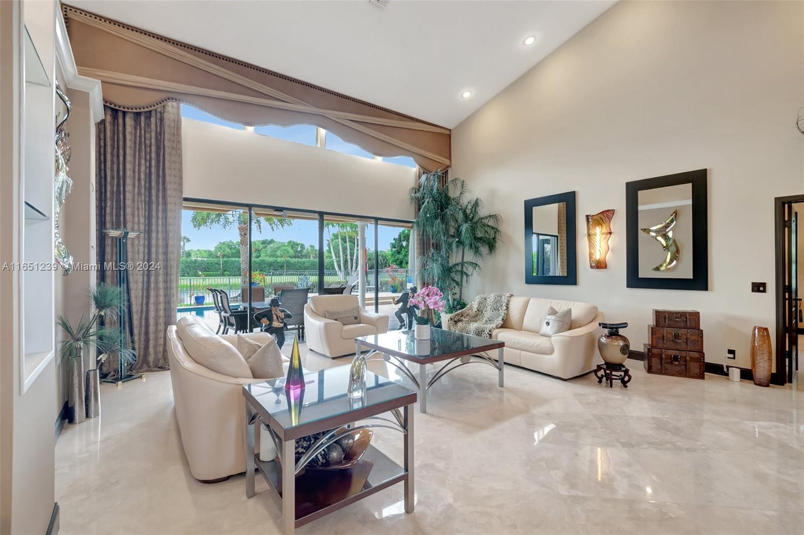 10762 Stonebridge Boulevard Boca Raton, FL 33498 - Photo 15 of 69