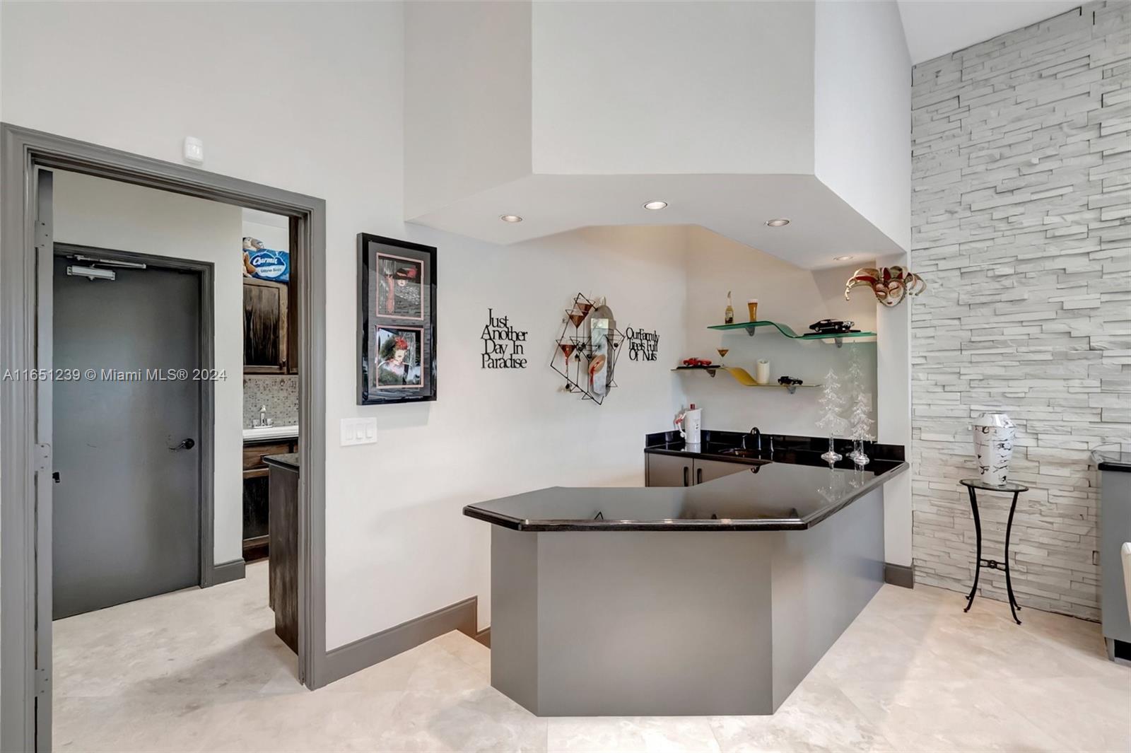 10762 Stonebridge Boulevard Boca Raton, FL 33498 - Photo 31 of 69