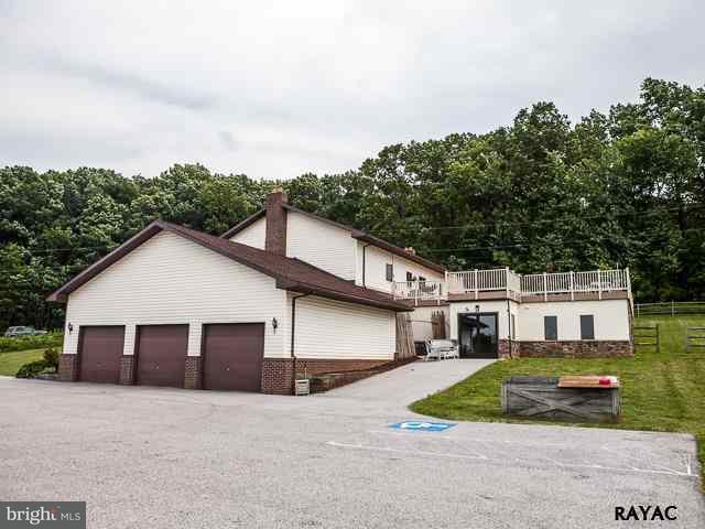 340 Bacon Road Red Lion, PA 17356 - Photo 2 of 33