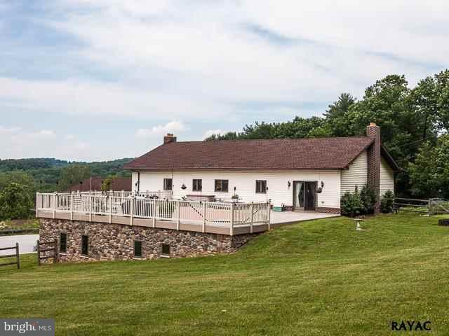 340 Bacon Road Red Lion, PA 17356 - Photo 3 of 33