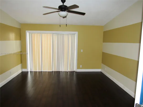 $2,400 | 233 Meadows Drive, Boynton Beach, FL 33436