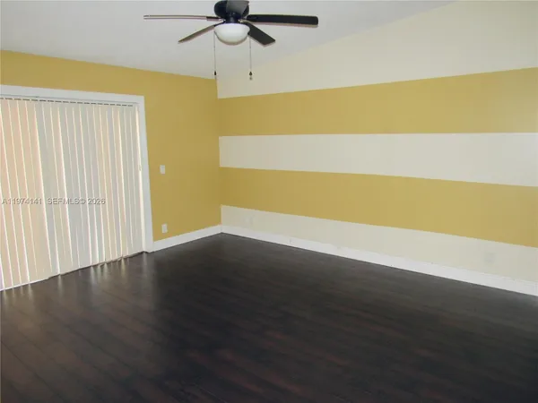 $2,400 | 233 Meadows Drive, Boynton Beach, FL 33436