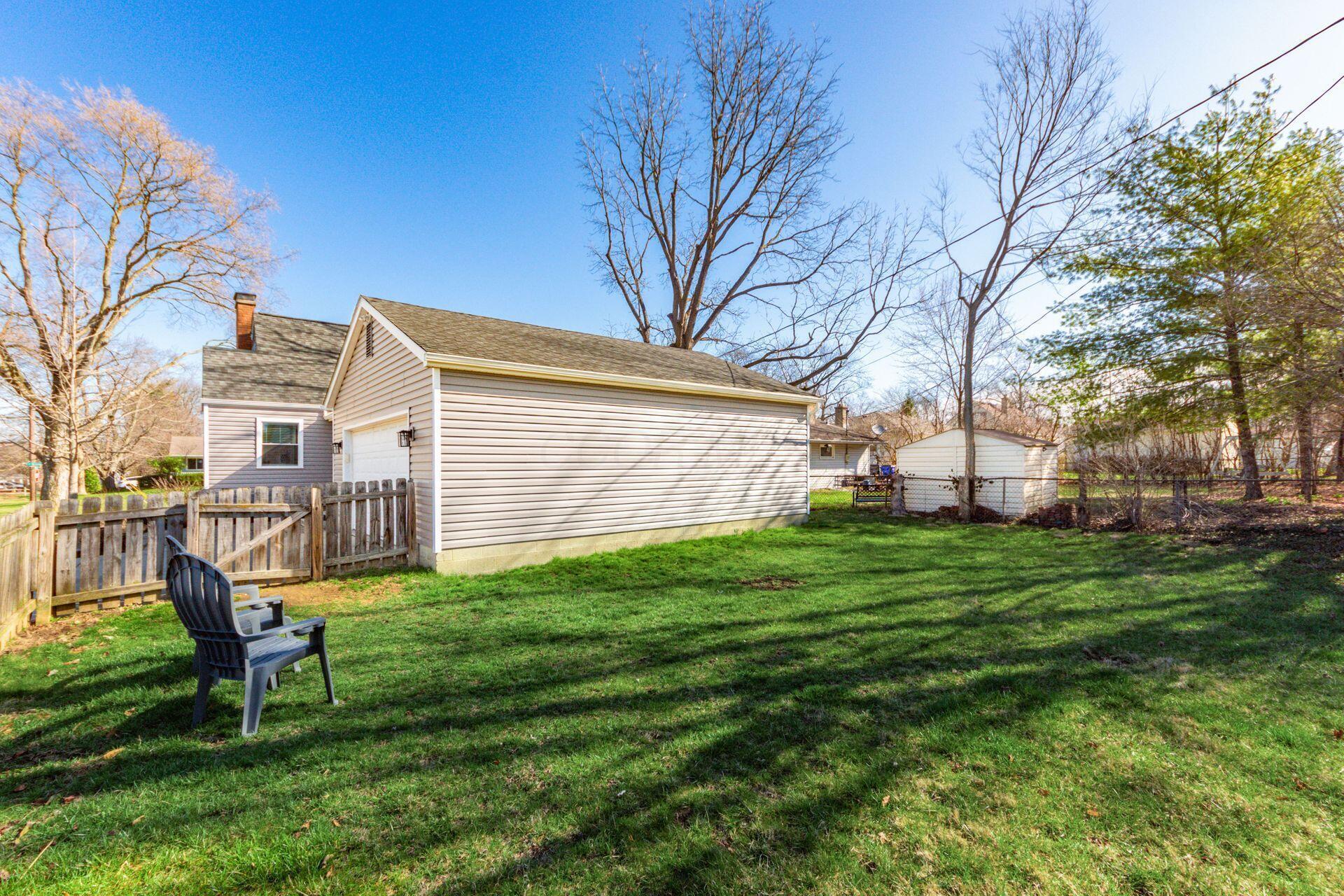 2565 Bristol Road Columbus, OH 43221 - Photo 28 of 31 Big fenced yard