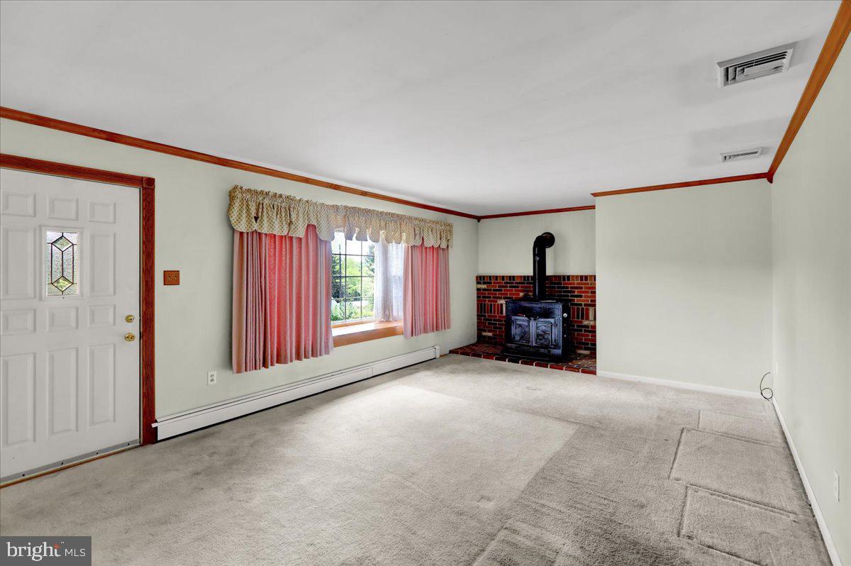 47 Keener Road Reading, PA 19608 - Photo 19 of 34