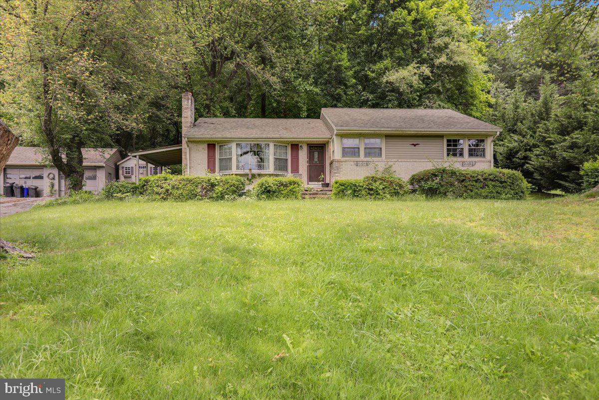47 Keener Road Reading, PA 19608 - Photo 4 of 34