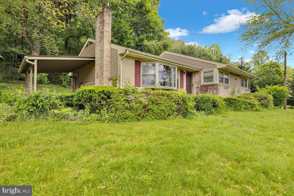 47 Keener Road Reading, PA 19608 - Photo 5 of 34