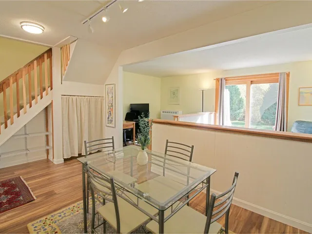 $359,900 | B10 Stonehedge Drive, South Burlington, VT 05403