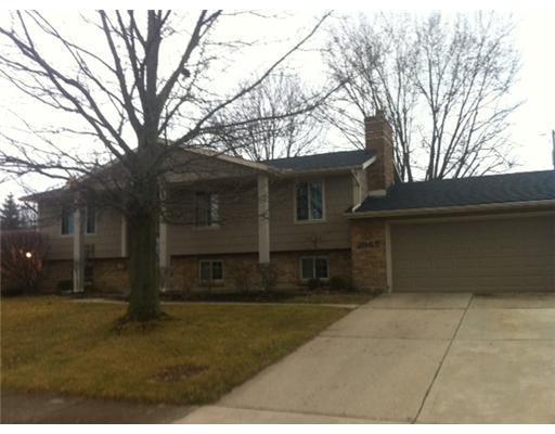 2965 Alameda Springfield, OH 45503 - Photo 2 of 13