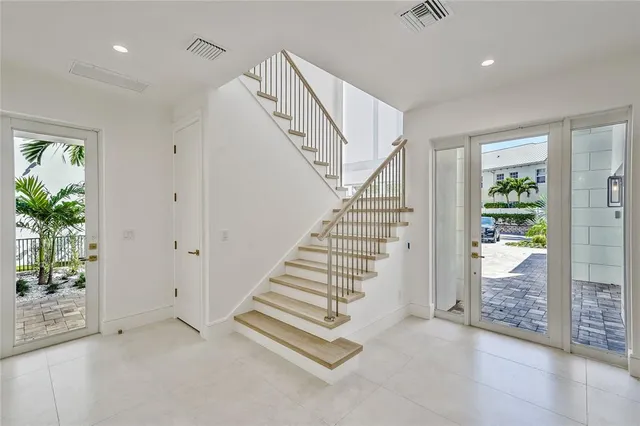 $20,000 | Undisclosed Address, Juno Beach, FL 33408