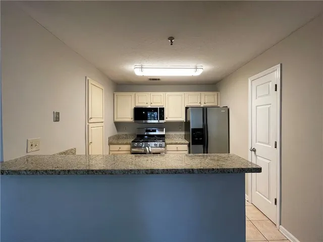 $2,100 | 2032 River Heights Walk Southeast, Unit 2032, Marietta, GA 30067