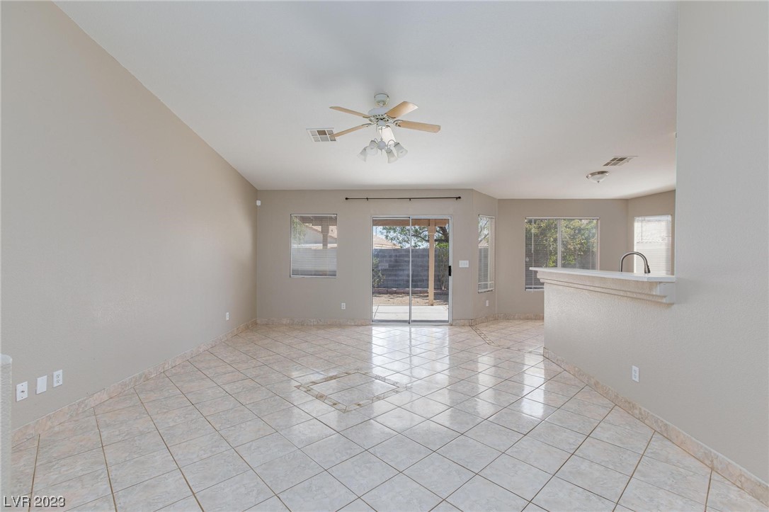 4407 Red Blanket Road North Las Vegas, NV 89032 - Photo 11 of 36