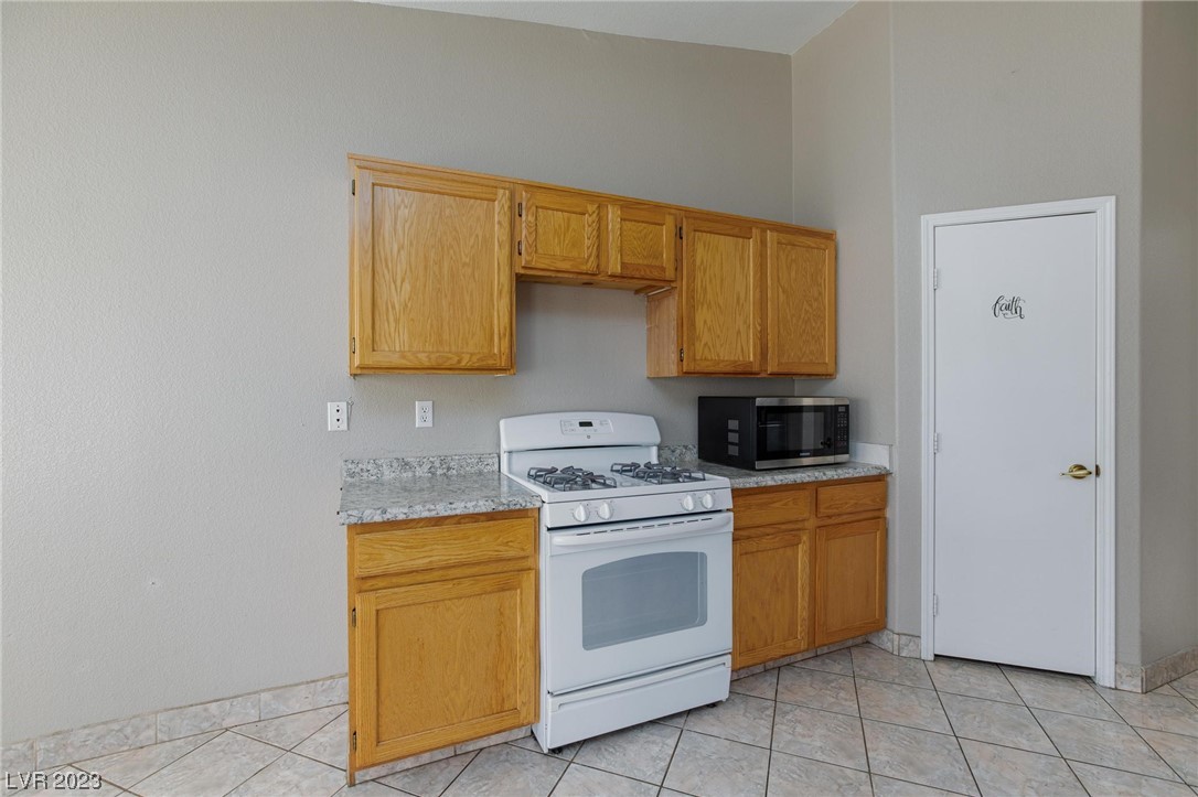 4407 Red Blanket Road North Las Vegas, NV 89032 - Photo 18 of 36