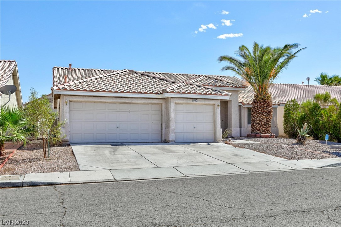 4407 Red Blanket Road North Las Vegas, NV 89032 - Photo 2 of 36