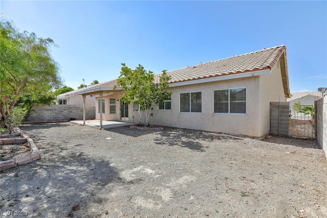 4407 Red Blanket Road North Las Vegas, NV 89032 - Photo 8 of 36