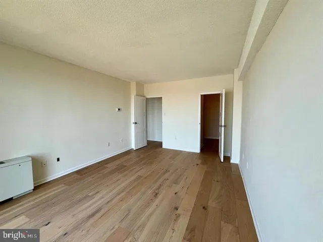 $2,550 | 4141 North Henderson Road, Unit 912, Arlington, VA 22203