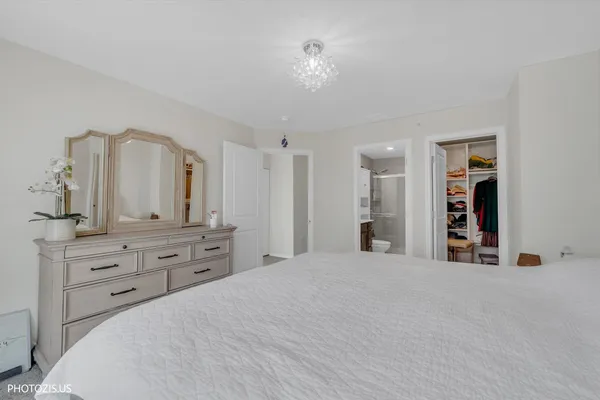 $512,000 | 1271 Catalina Ct., Schaumburg, IL 60173