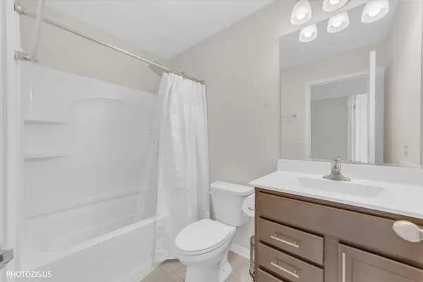 $512,000 | 1271 Catalina Ct., Schaumburg, IL 60173