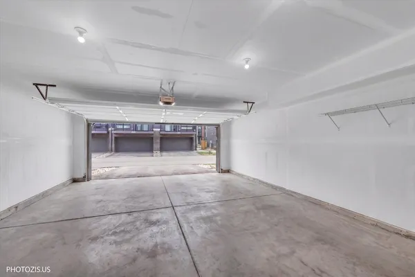 $512,000 | 1271 Catalina Ct., Schaumburg, IL 60173
