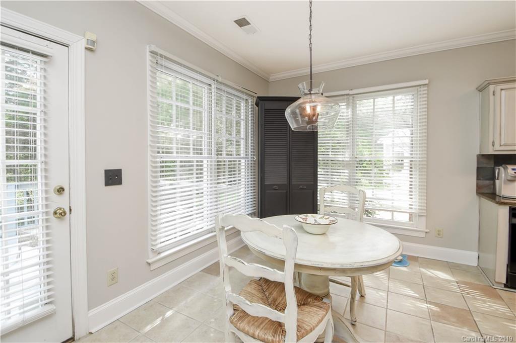 7721 Rathlin Court Charlotte, NC 28270 - Photo 11 of 30