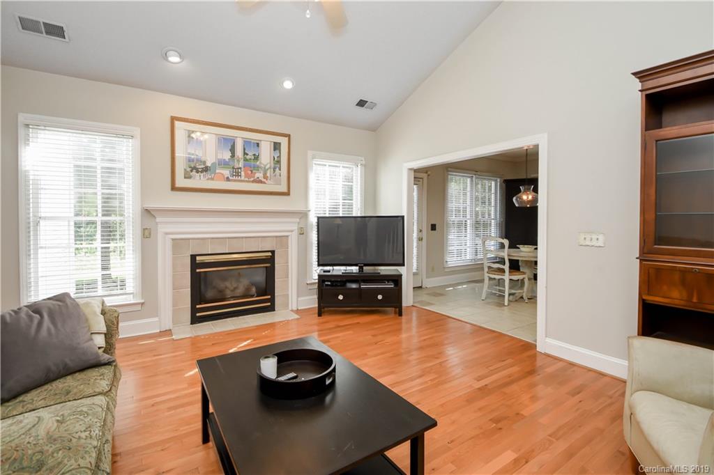 7721 Rathlin Court Charlotte, NC 28270 - Photo 14 of 30