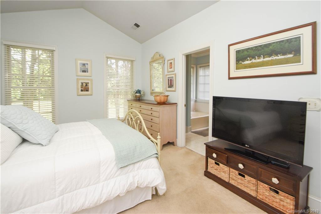 7721 Rathlin Court Charlotte, NC 28270 - Photo 18 of 30